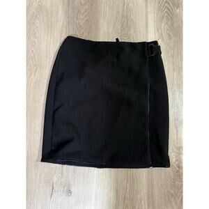 White House Black Market Black Skirt, Women's size 00 Buckle, Work Wear Office